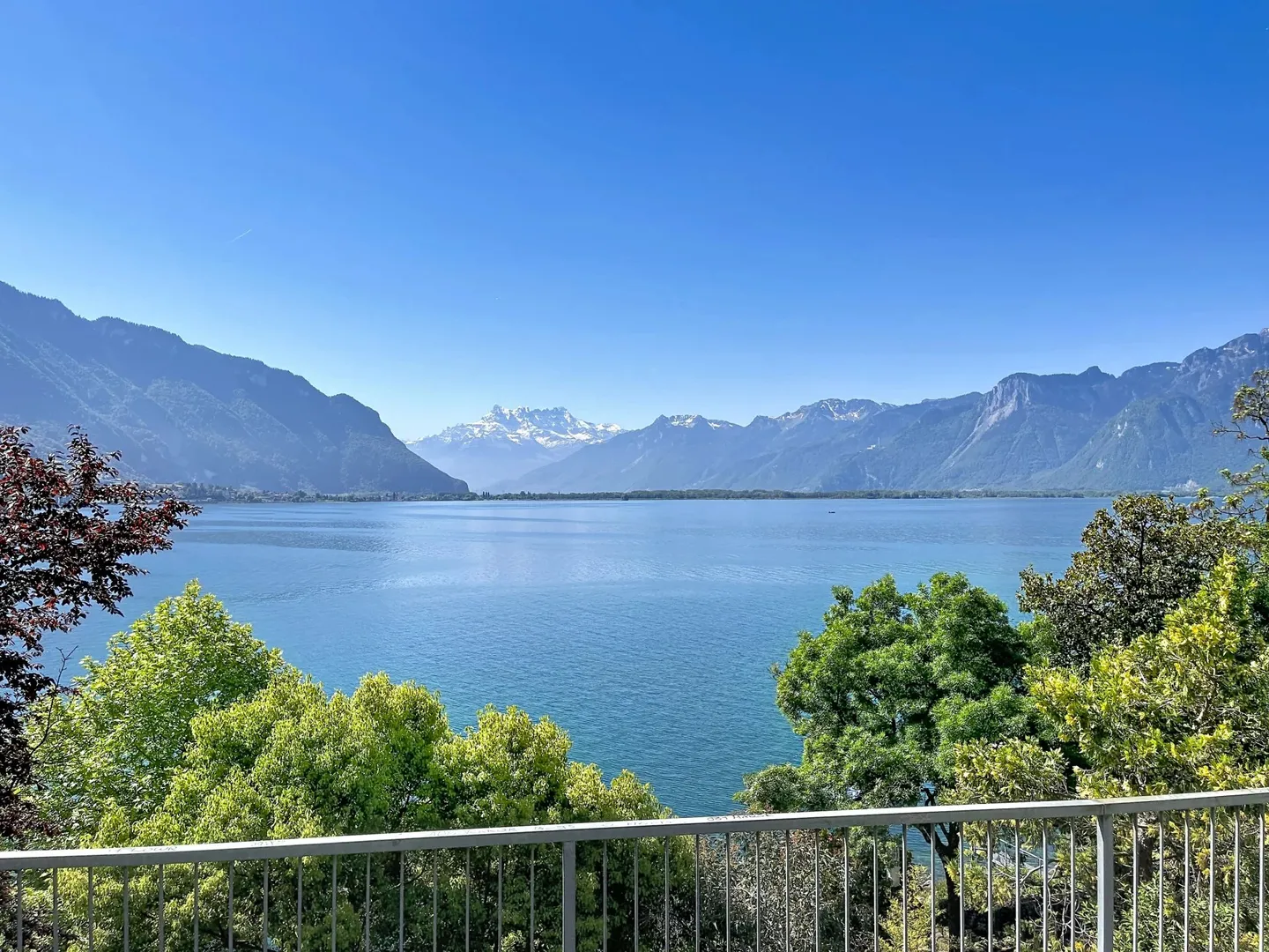 Prestigeträchtige Büros mit einem außergewöhnlichen Panoramablick - Foto 6 von 13