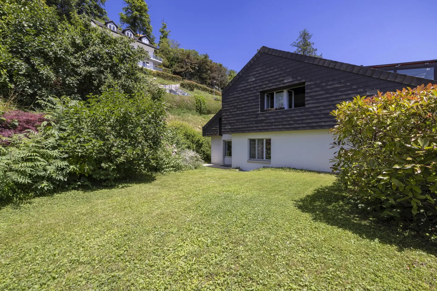 Superbe 4.5 pièces refait à neuf avec vue et jardin - Photo 10 sur 13