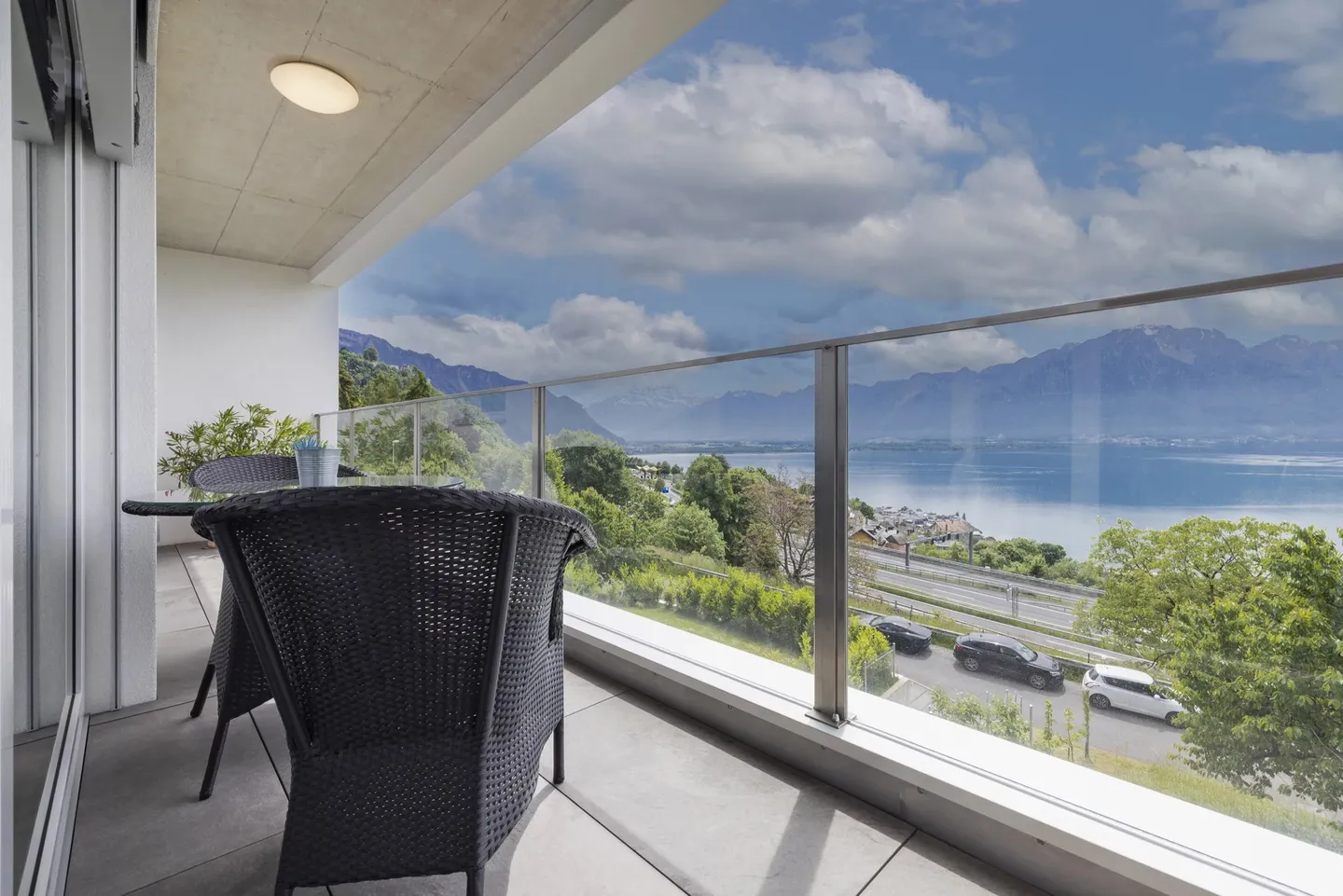 Wunderschöner Blick auf den Genfersee für diese zeitgenössische 3,5-Zimmer-Wohnung - Foto 12 von 13