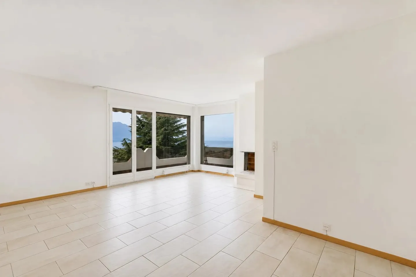 Spectacular view of Lake Geneva - Bright 3.5 rooms - Photo 10 of 13