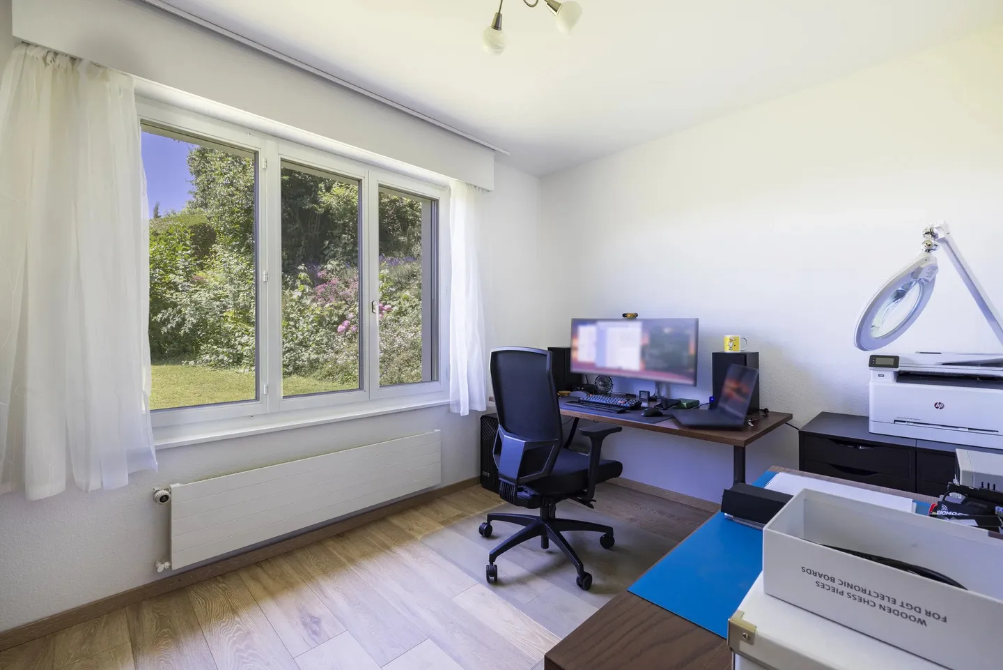 Superbe 4.5 pièces refait à neuf avec vue et jardin - Photo 12 sur 13