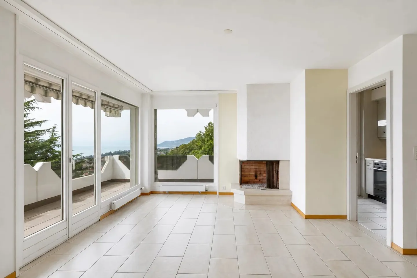 Spectacular view of Lake Geneva - Bright 3.5 rooms - Photo 5 of 13