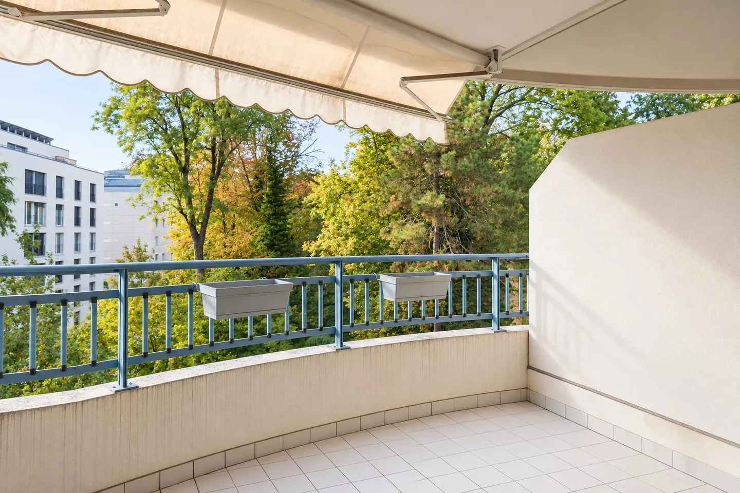 Florissant-Malagnou | Elegante 4-Zimmer-Wohnung von 97 m² mit Balkon und Parkplatz - Foto 1 von 7