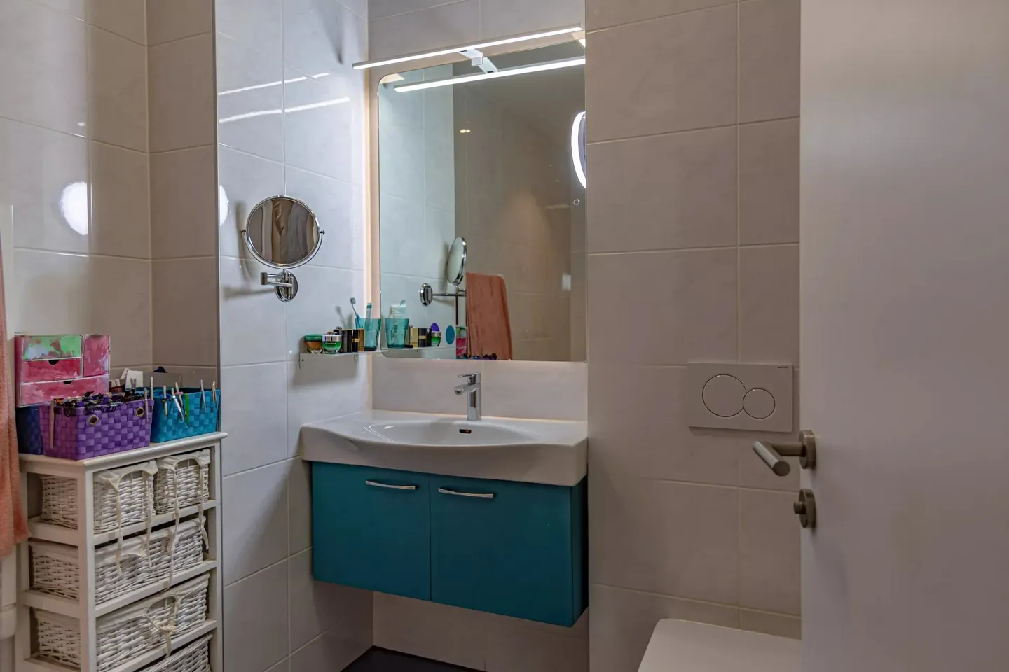 Appartement spacieux avec jardins - Photo 5 sur 7