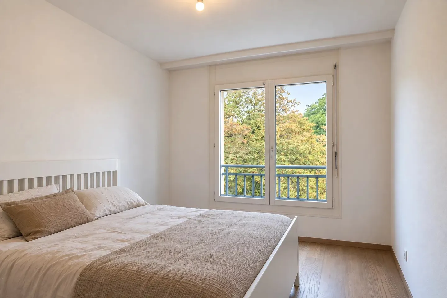 Florissant-Malagnou | Elegante 4-Zimmer-Wohnung von 97 m² mit Balkon und Parkplatz - Foto 4 von 7