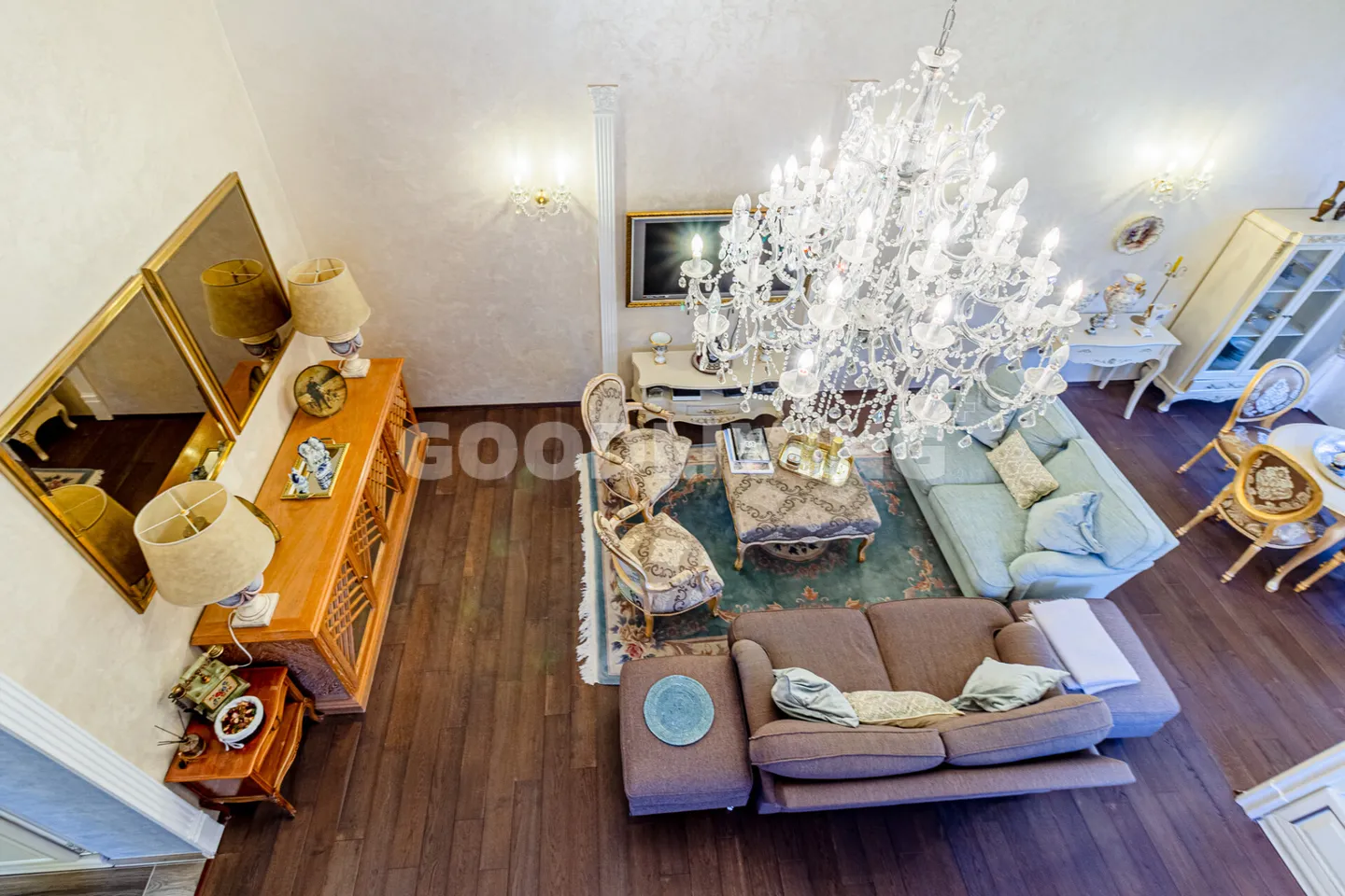 Timeless Elegance with Privacy and Garden - Photo 12 of 12