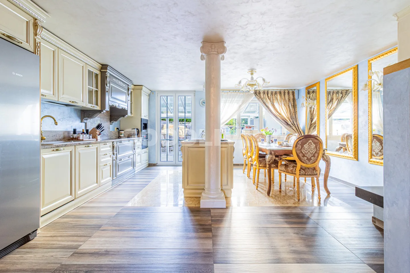 Timeless Elegance with Privacy and Garden - Photo 2 of 12