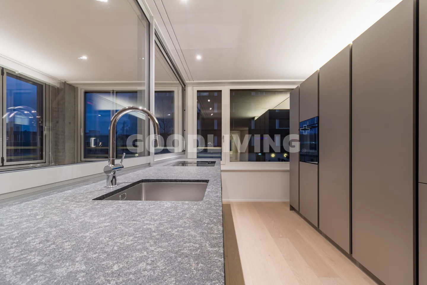 Stilvolle Wohnung mit Loggia - Foto 3 von 8