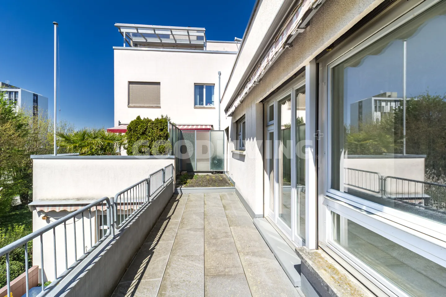 Geräumige Wohnung mit Potenzial - Foto 2 von 9