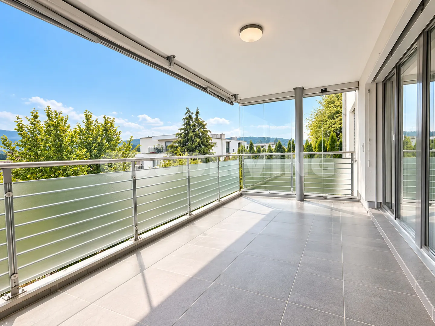 Geräumige Wohnung mit sonnigem Balkon - Foto 2 von 8