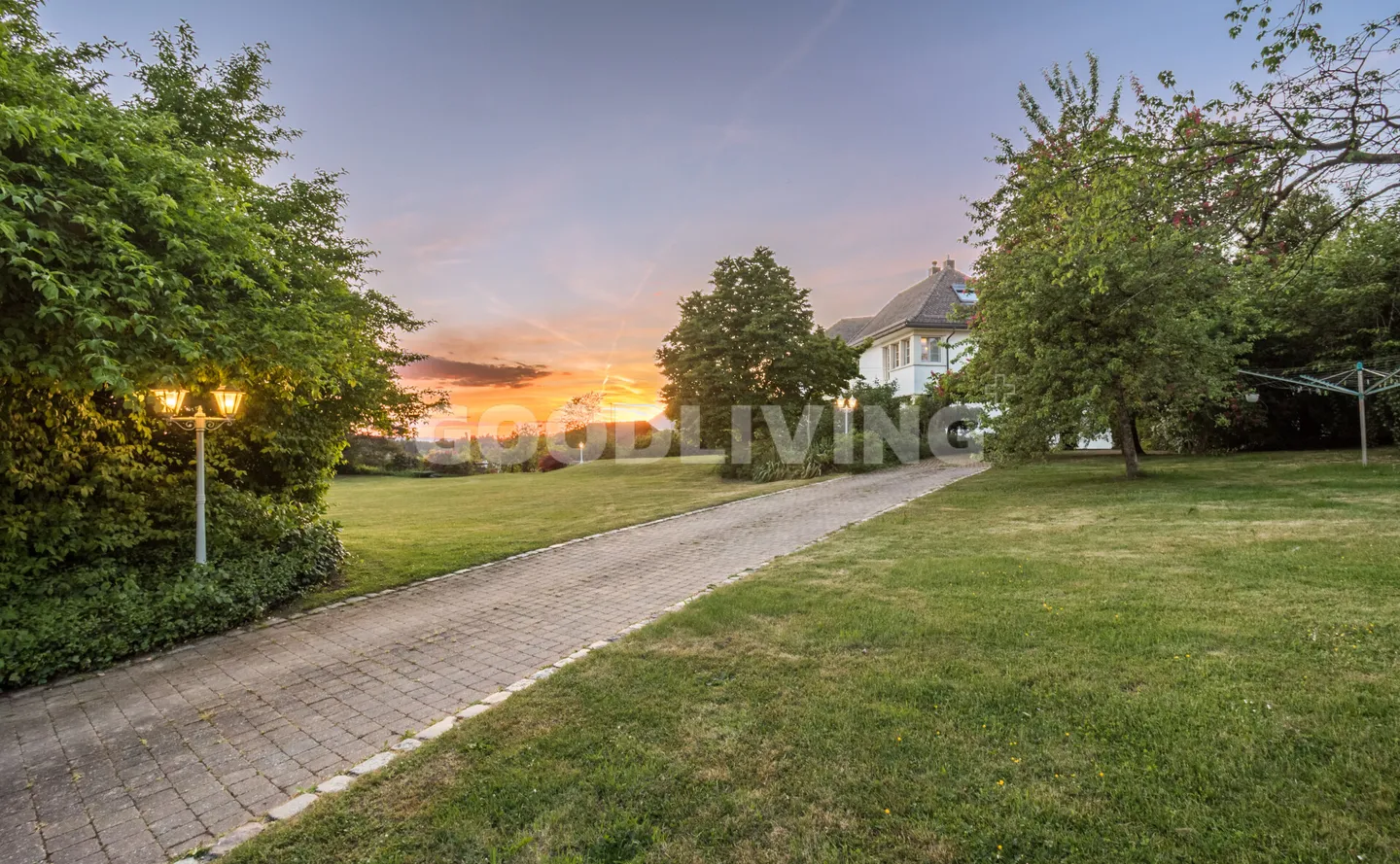 Villa majestueuse avec potentiel de développement - Photo 11 sur 13