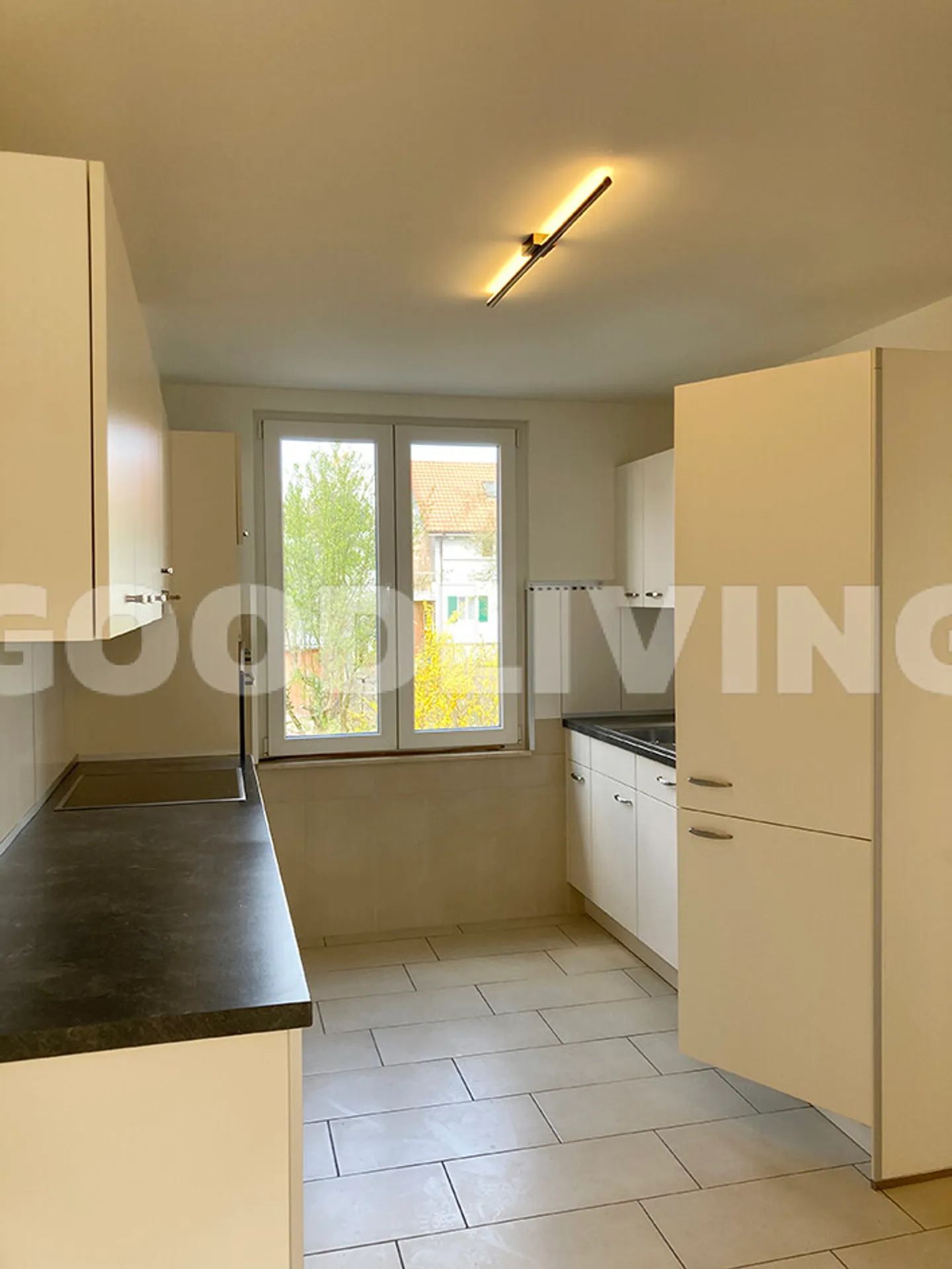 Do you love the charm of an older house? - Photo 4 of 6