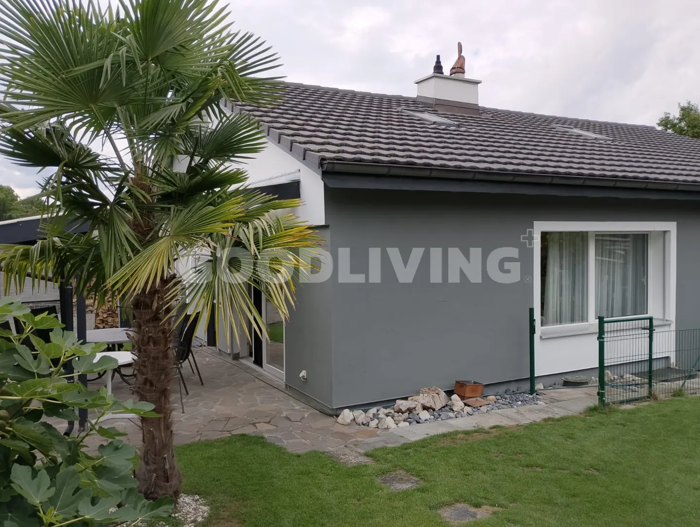 Completely renovated, semi-detached and close to nature! - Photo 1 of 7