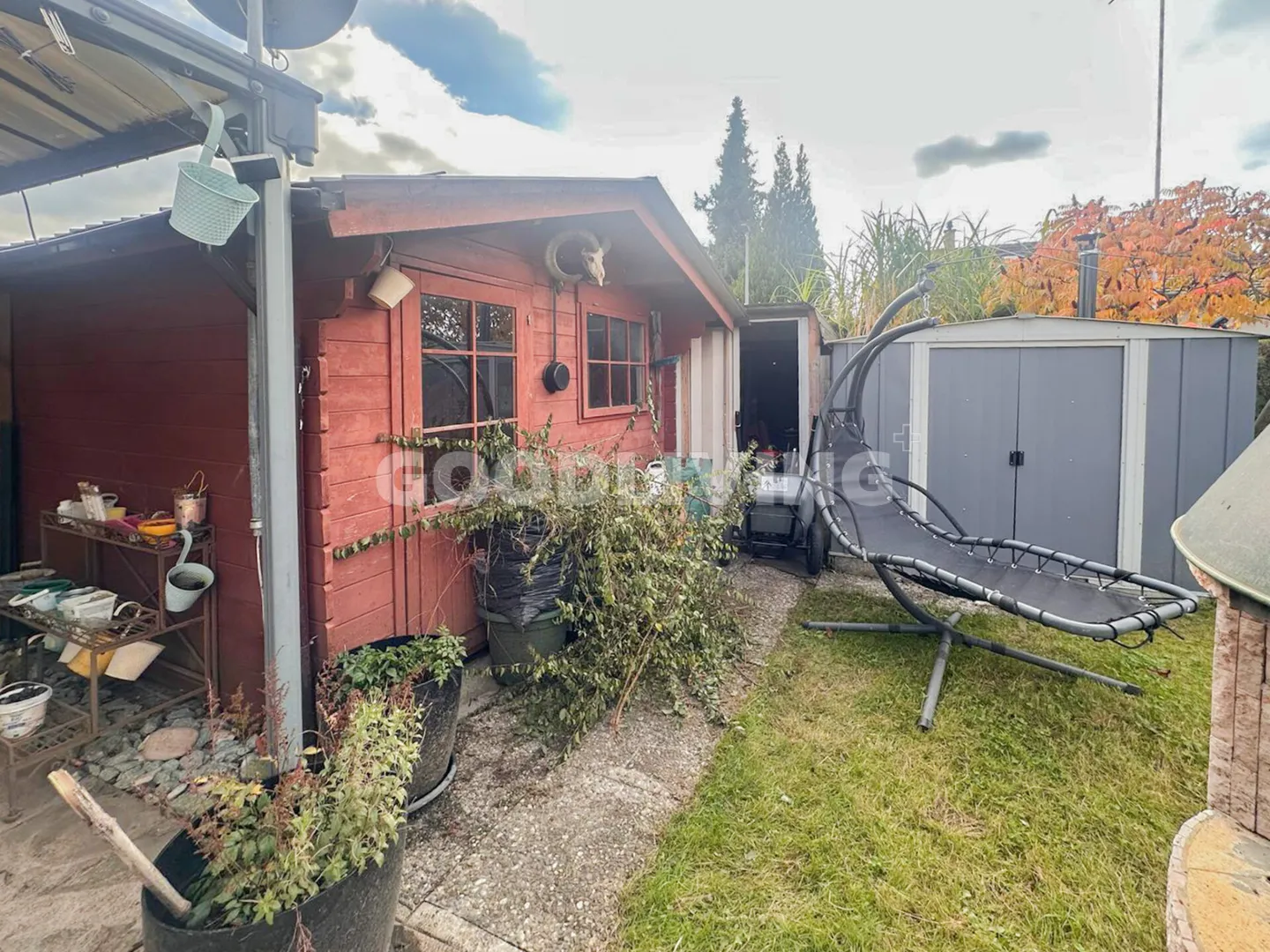 Detached 7.5-room single-family house with a separate apartment - Photo 13 of 13