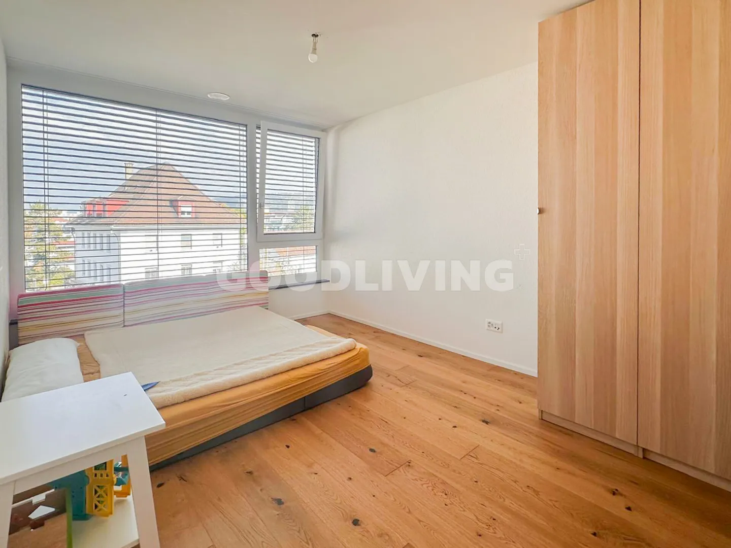 Stilvolle 3.5-Zimmer-Residenz mit Loggia an begehrter Lage - Photo 4 sur 7