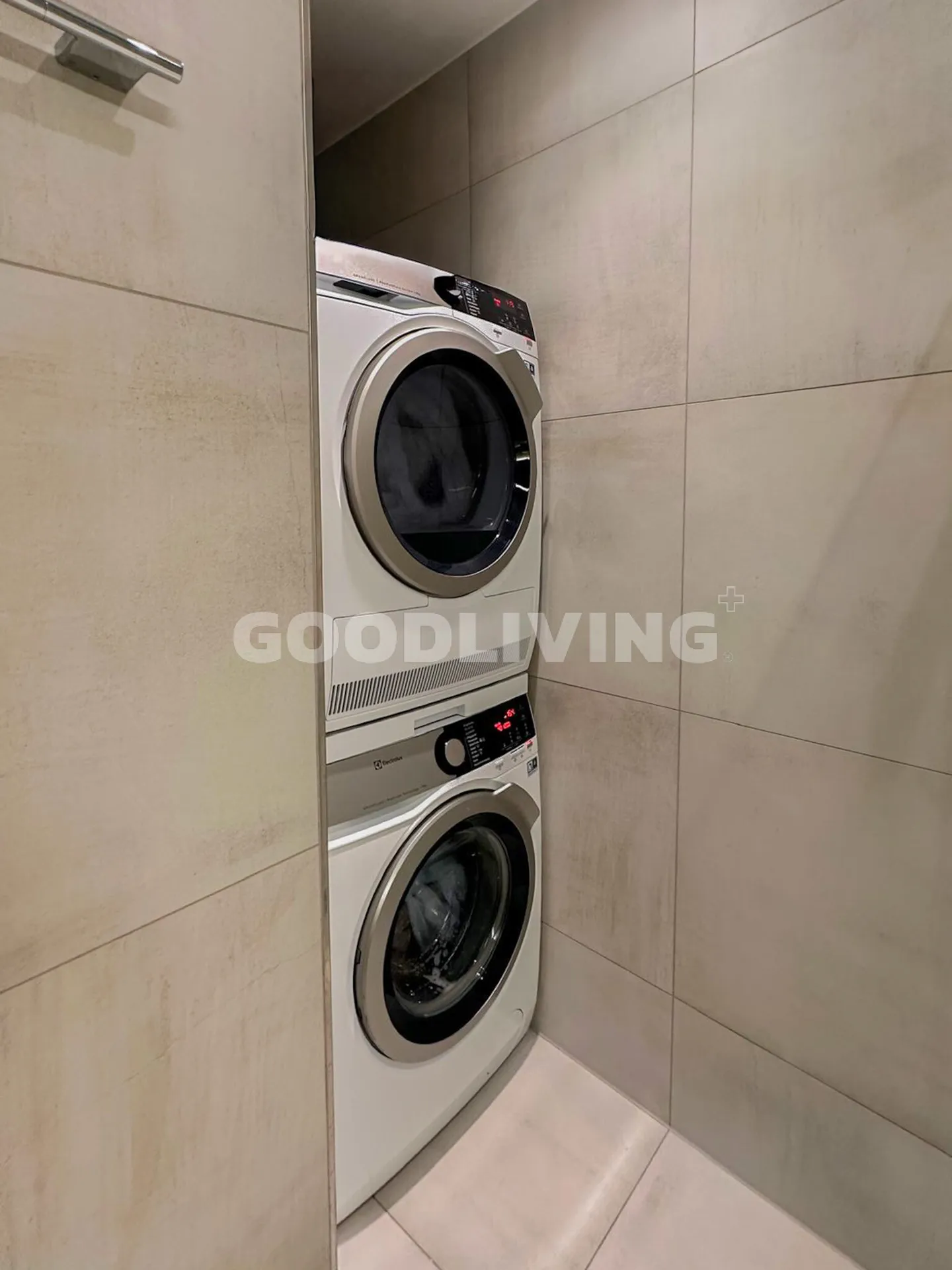 Stilvolle 3.5-Zimmer-Residenz mit Loggia an begehrter Lage - Photo 6 sur 7