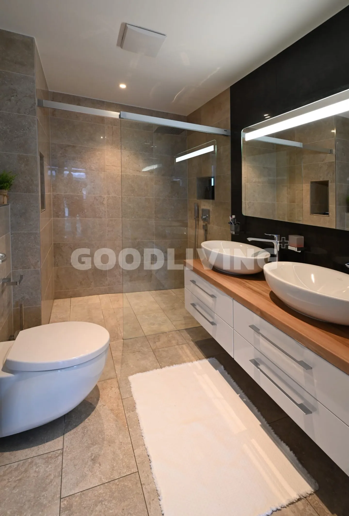 Spacious Living with Panorama including 2 Parking Spaces - Photo 12 of 13