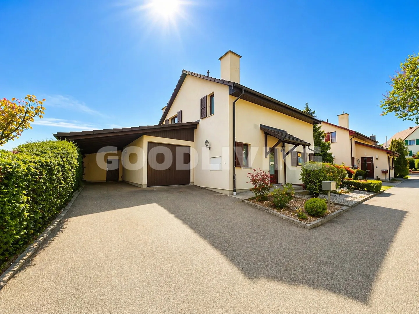 Family-friendly single-family home with a charming garden - Photo 2 of 13