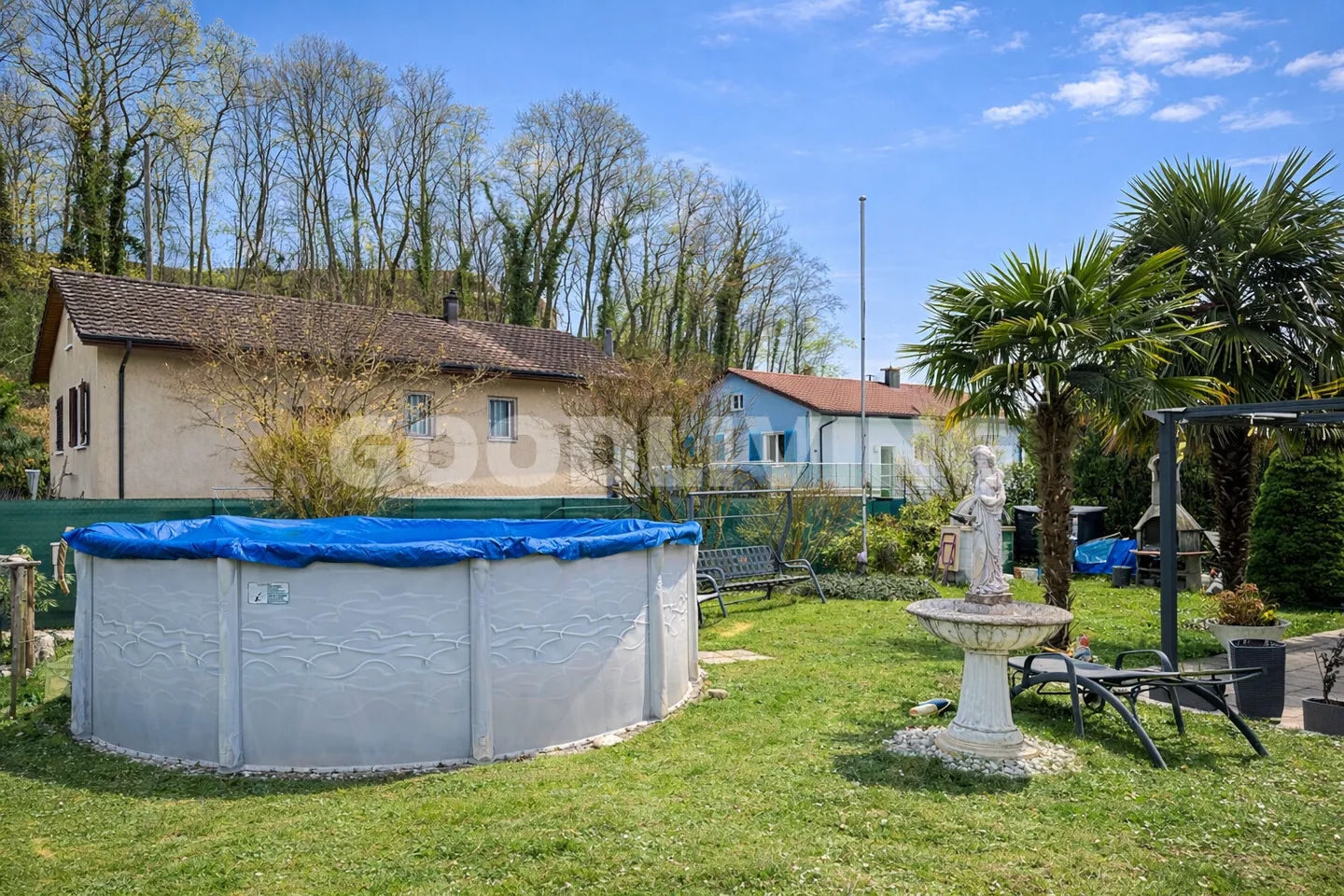 Charmantes Einfamilienhaus mit Pool - Foto 7 von 13