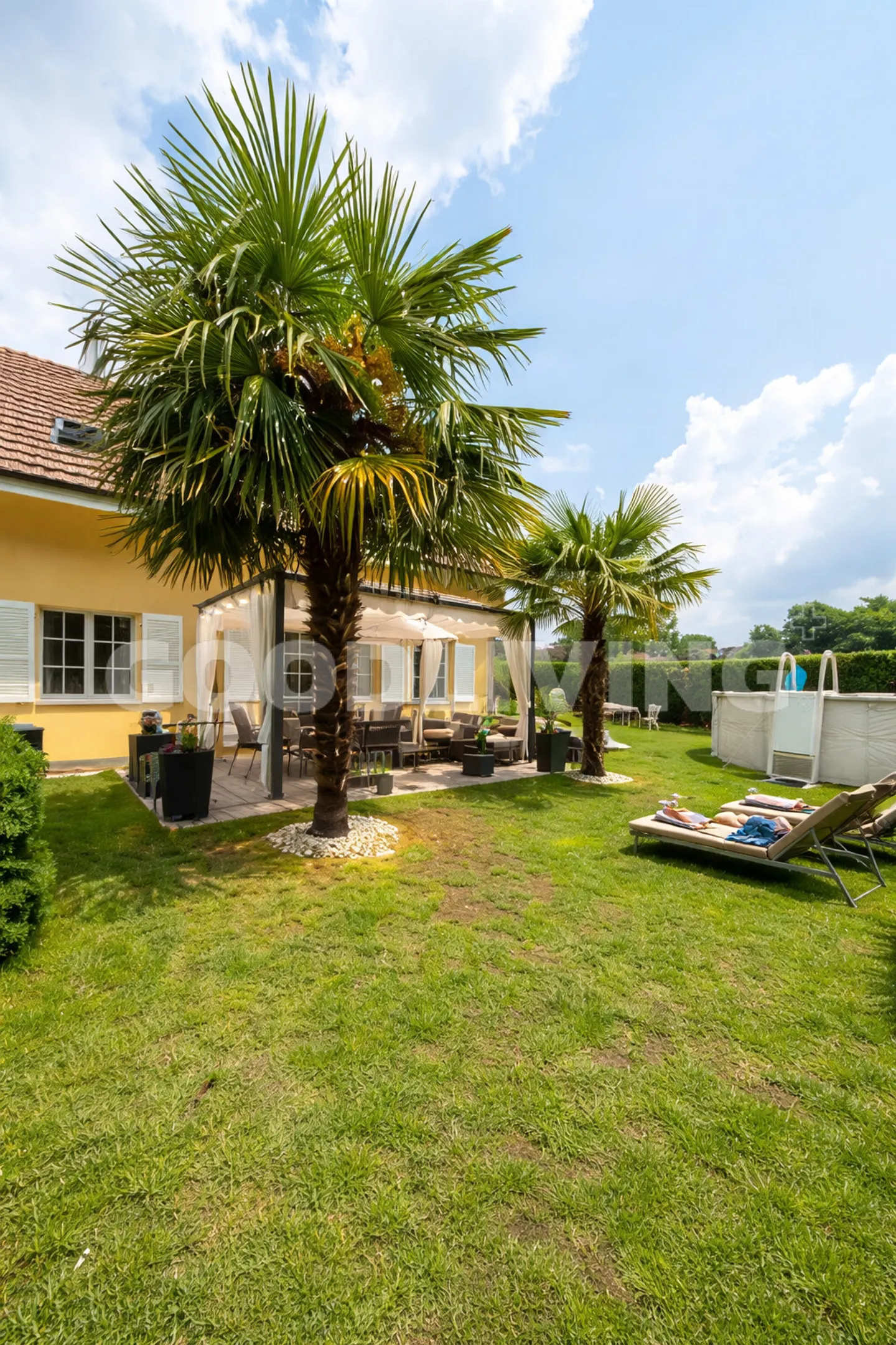 Charmantes Einfamilienhaus mit Pool - Foto 8 von 13