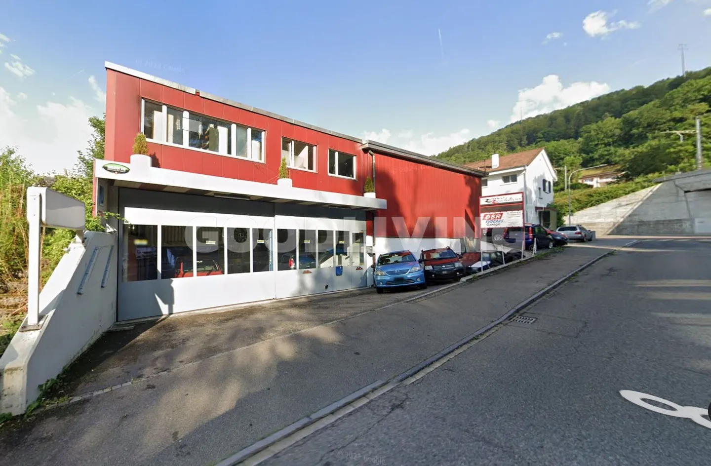 Investimento di capitale sicuro: Garage ben tenuta con un rendimento attraente - Foto 2 di 5