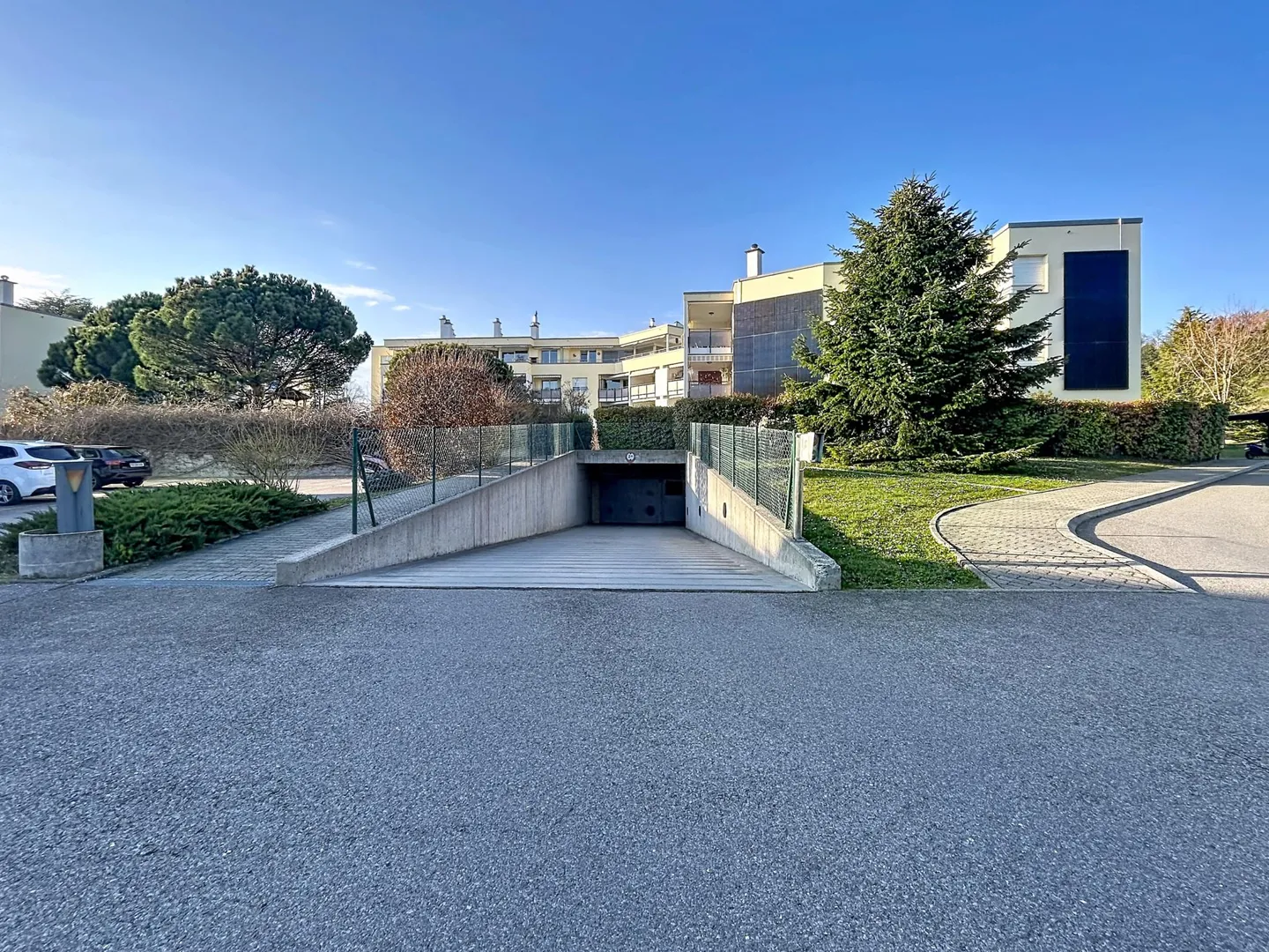 Geräumige 4,5 Zimmer mit 2 Terrassen und Garten in Prilly - Foto 8 von 8