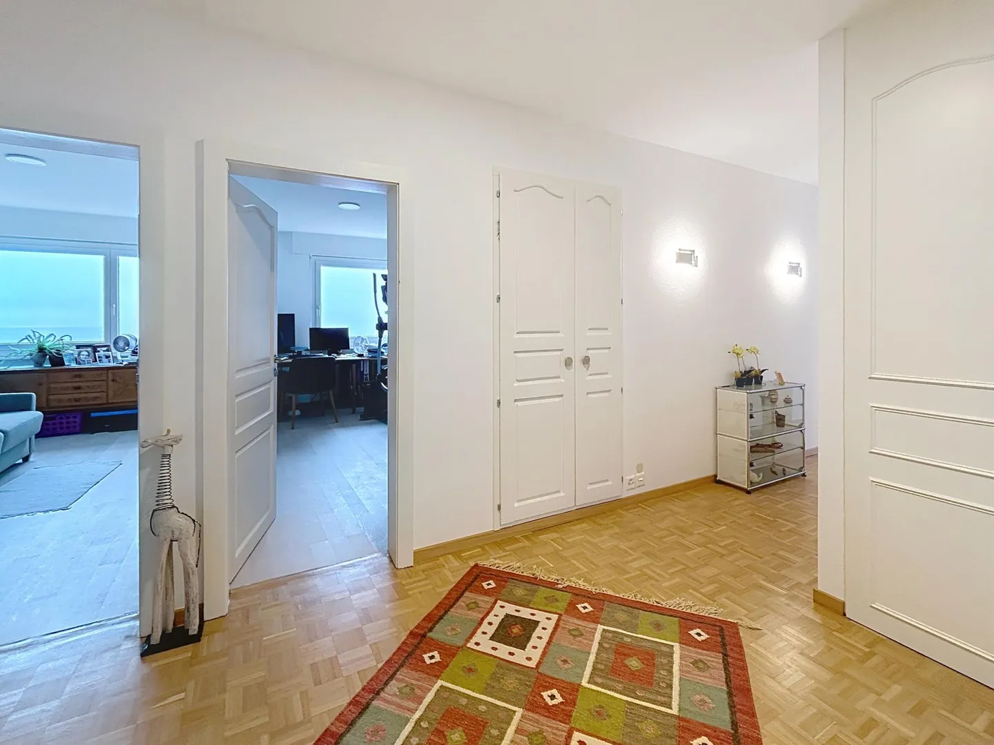 Appartement Magnifique avec Vue - Photo 9 sur 13