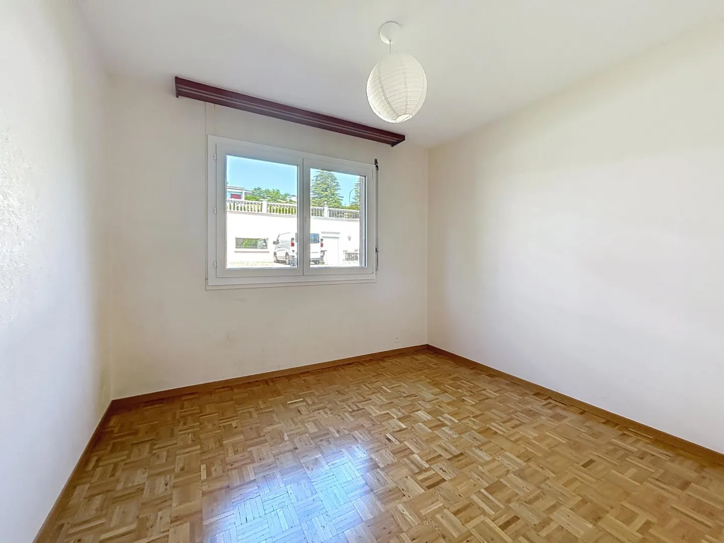 Appartement spacieux avec grande terrasse - Photo 10 sur 13