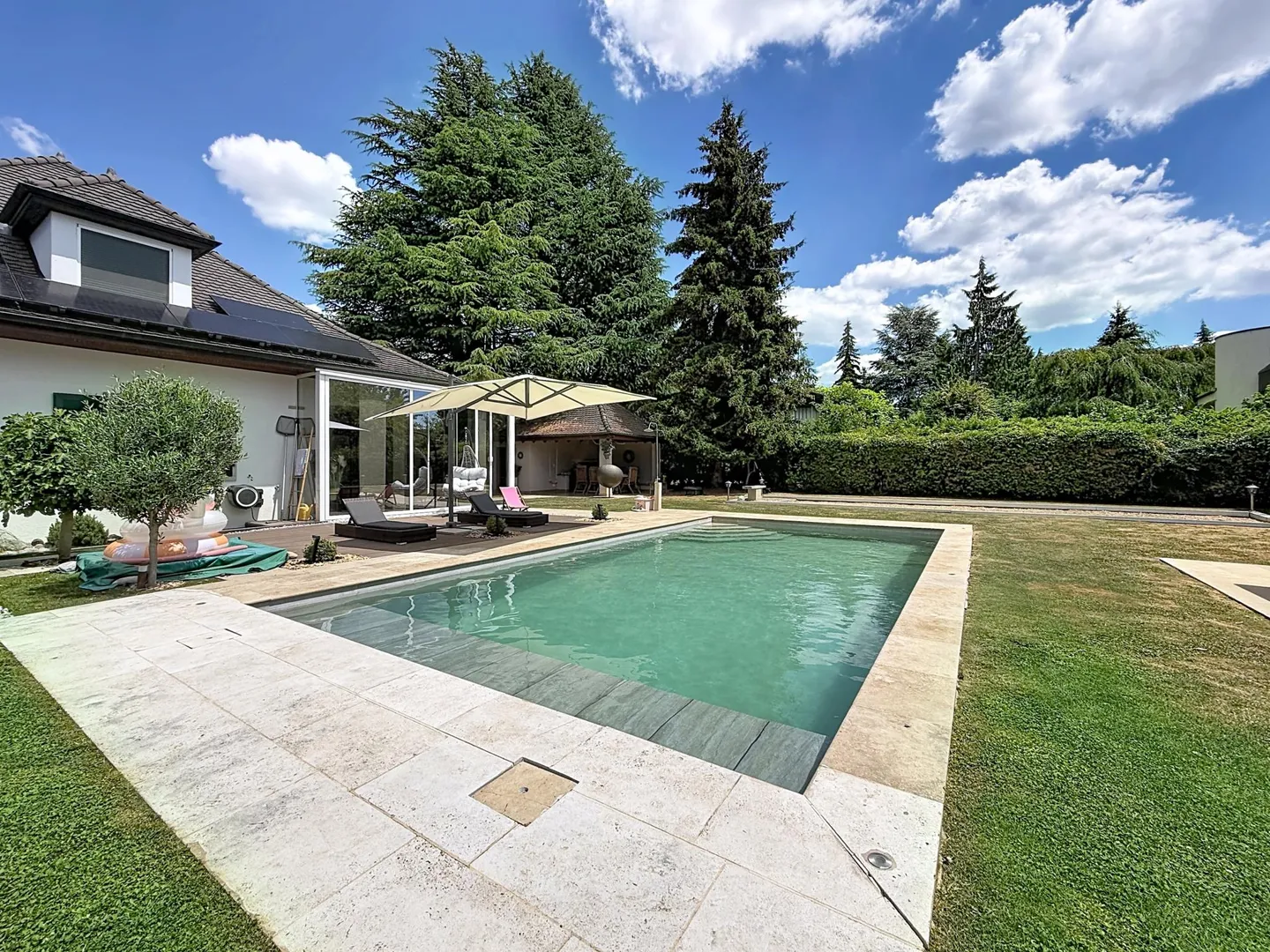 Large Villa with Pool - Photo 1 of 8