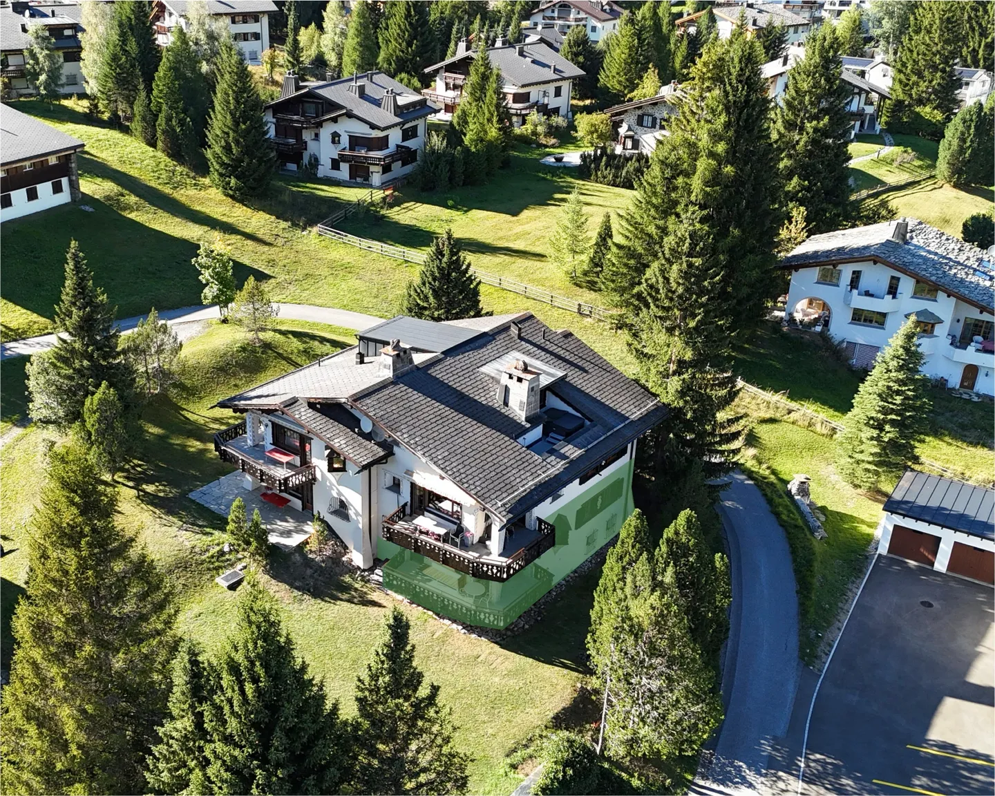 Appartement 4.5 pièces avec cheminée et balcon à Lenzerheide - Photo 1 sur 6