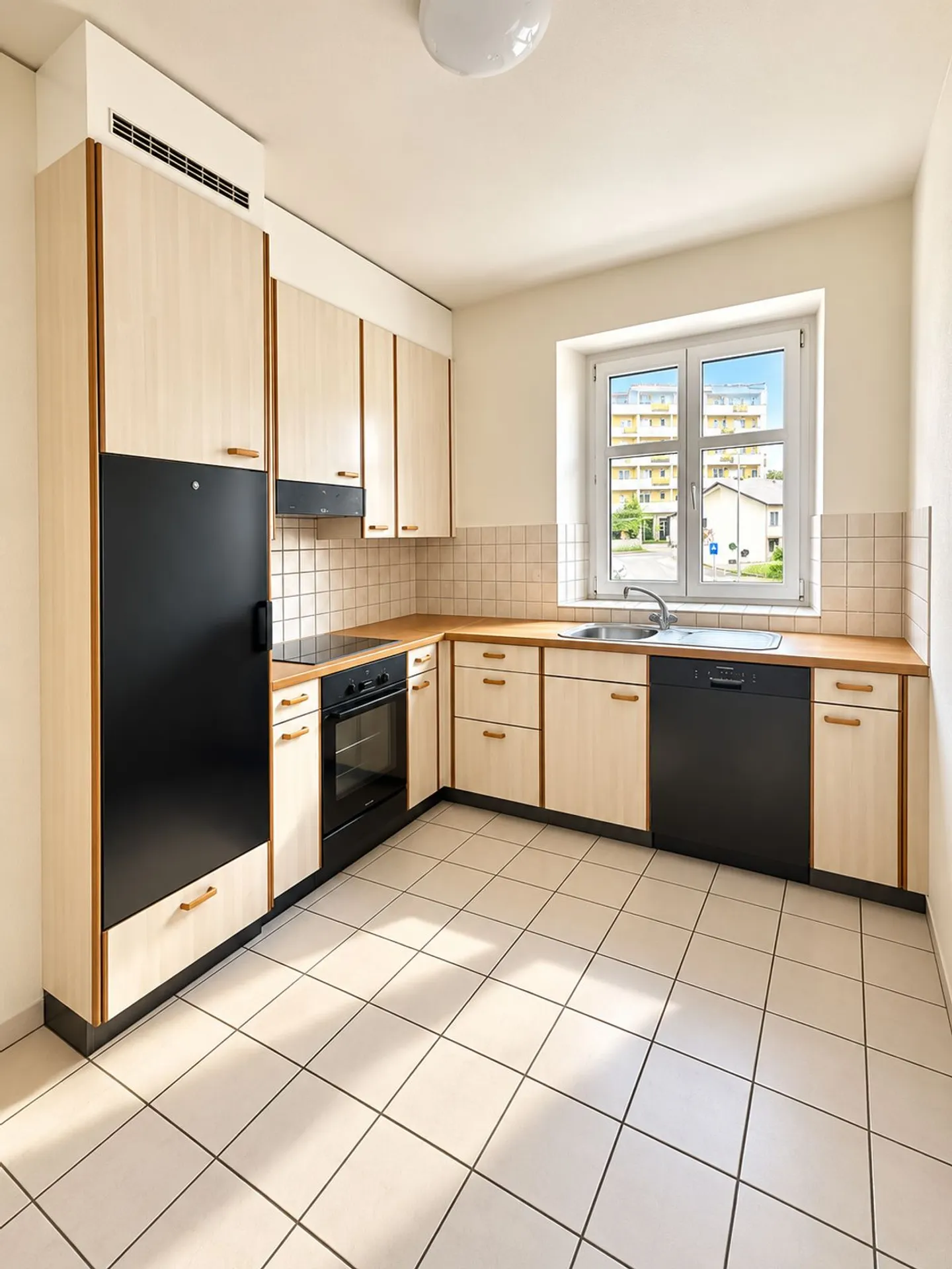 Schöne 3,5-Zimmer-Wohnung mit Balkon - Foto 1 von 6