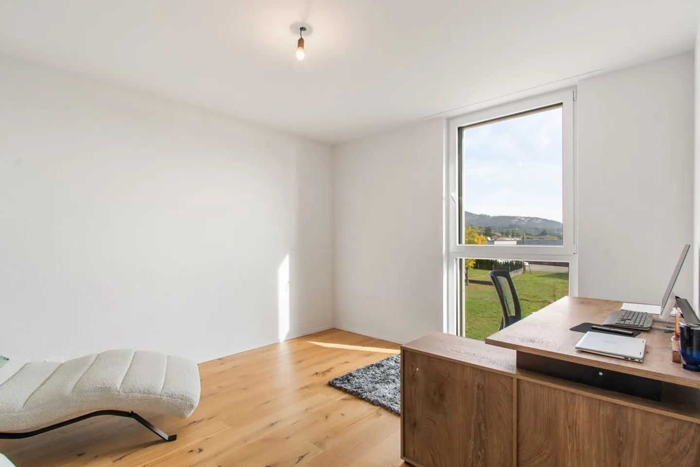 Develier - Spacieux appartement de 5.5 pièces avec balcon et loggia - Photo 6 of 8