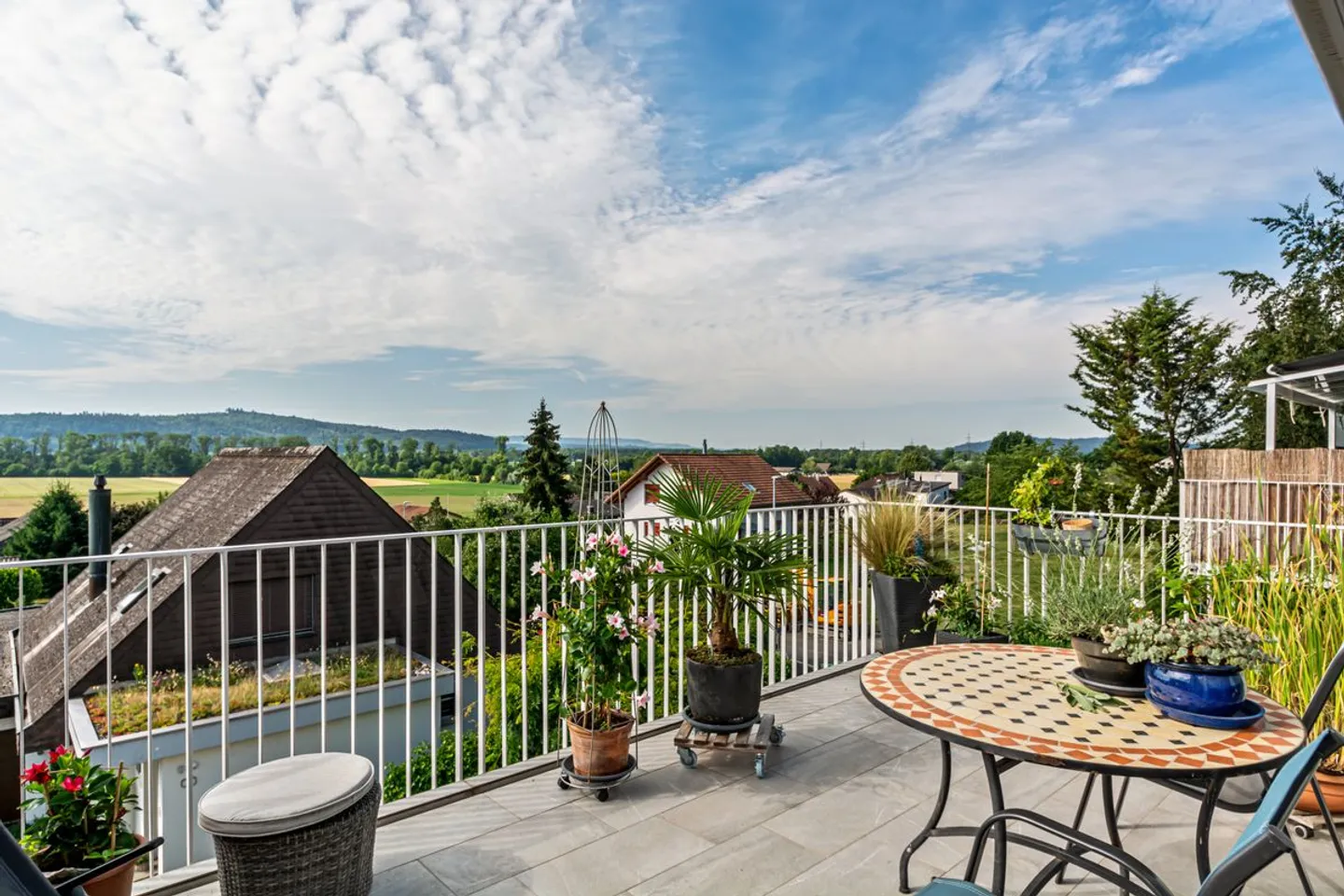 Timeless elegance meets living comfort - 3.5-room apartment in Meinisberg - Photo 5 of 13