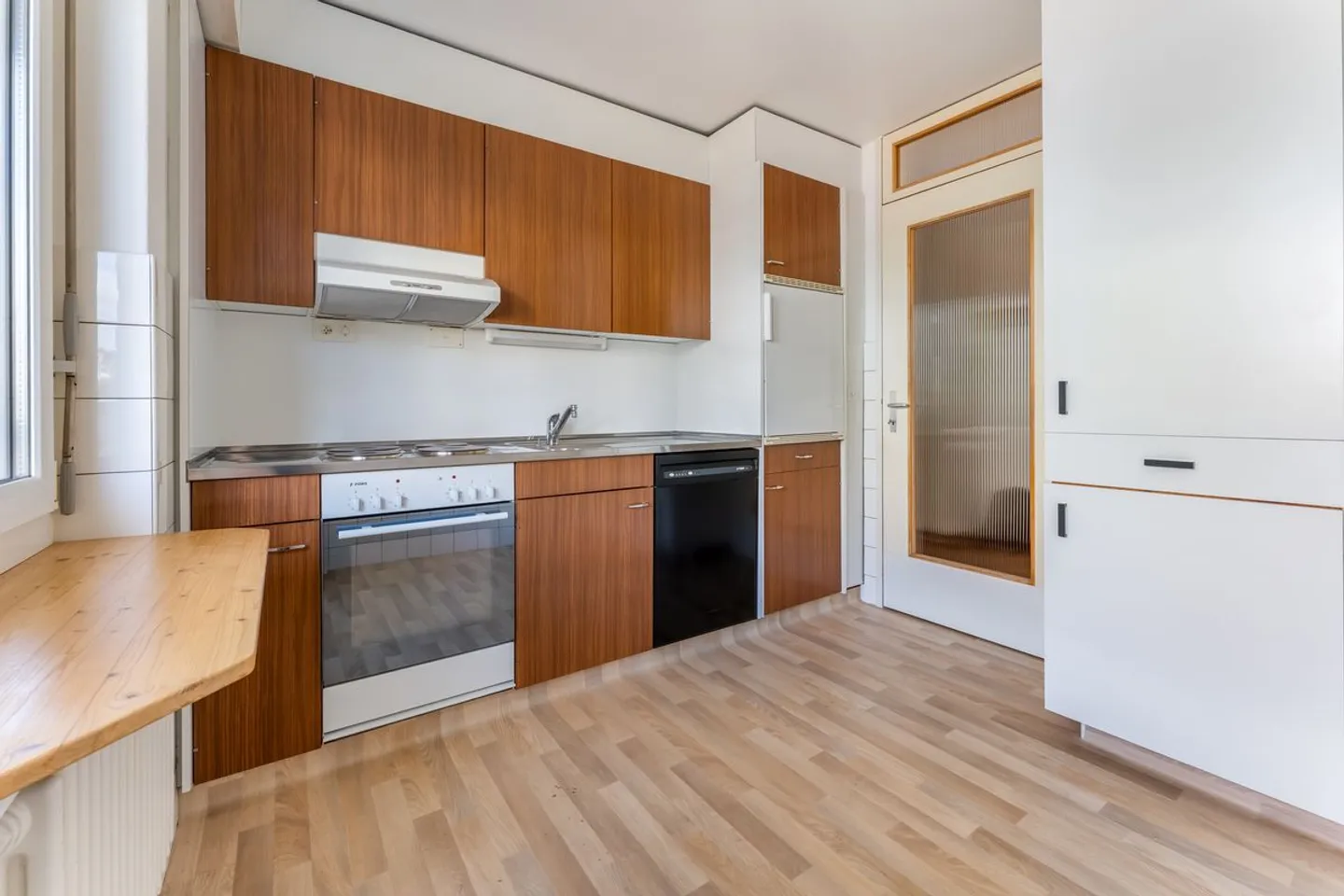 Appartement lumineux de 4.5 pièces au coeur de Tramelan, avec deux balcons et une vue dégagée - Photo 7 sur 10