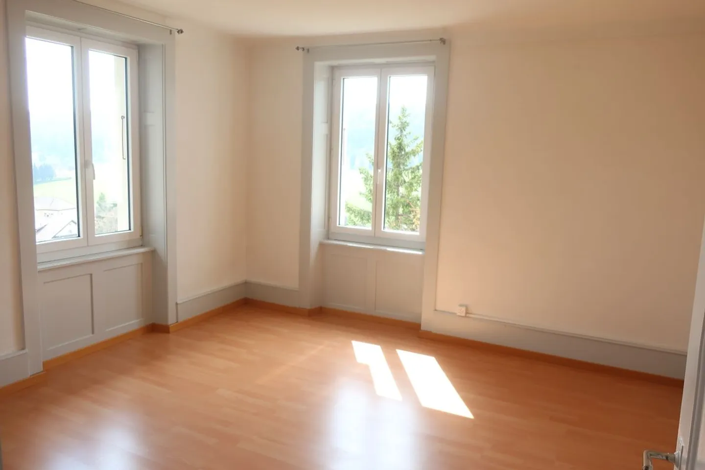 Charmant 3,5 pièces au centre de Tramelan - Photo 8 of 9