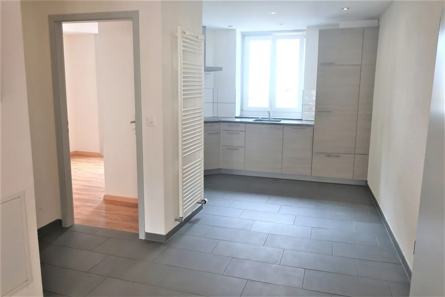 Appartamento luminoso a St-Imier - Foto 1 di 5