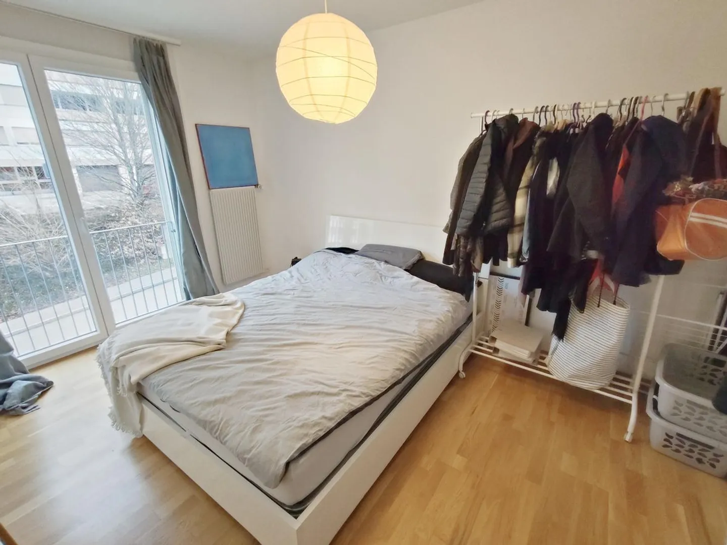 Renovated 2-room apartment with balcony - Photo 4 of 5