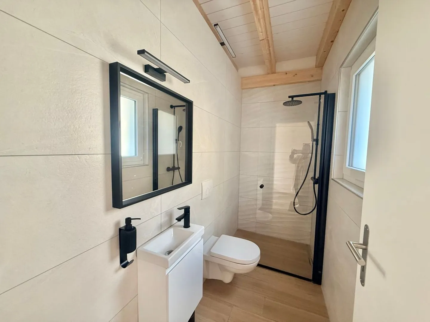 Duplex studio in a privileged natural setting - Photo 5 of 12