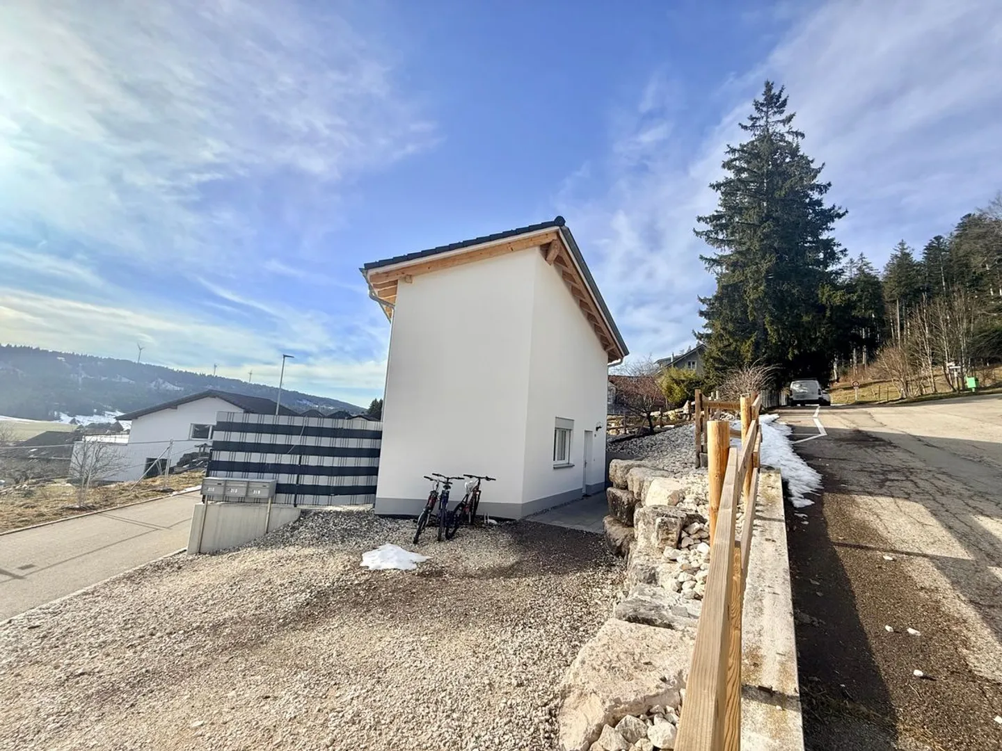 Spazioso appartamento 5.5 con ampia terrazza - Foto 5 di 13