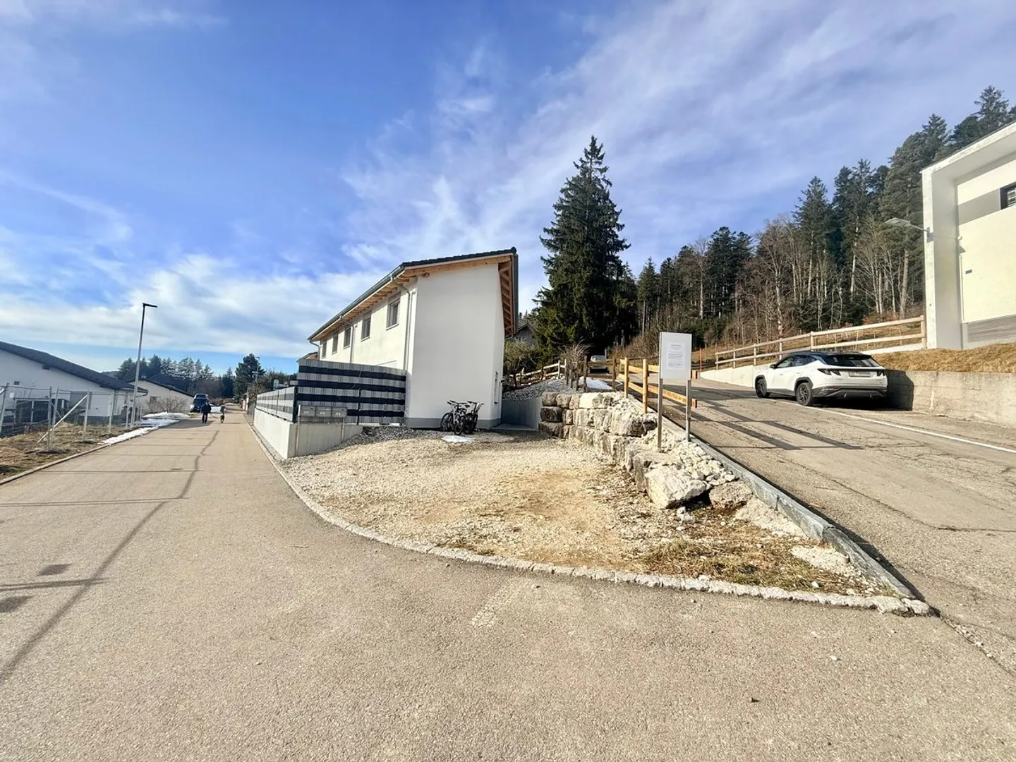 Spazioso appartamento 5.5 con ampia terrazza - Foto 6 di 13