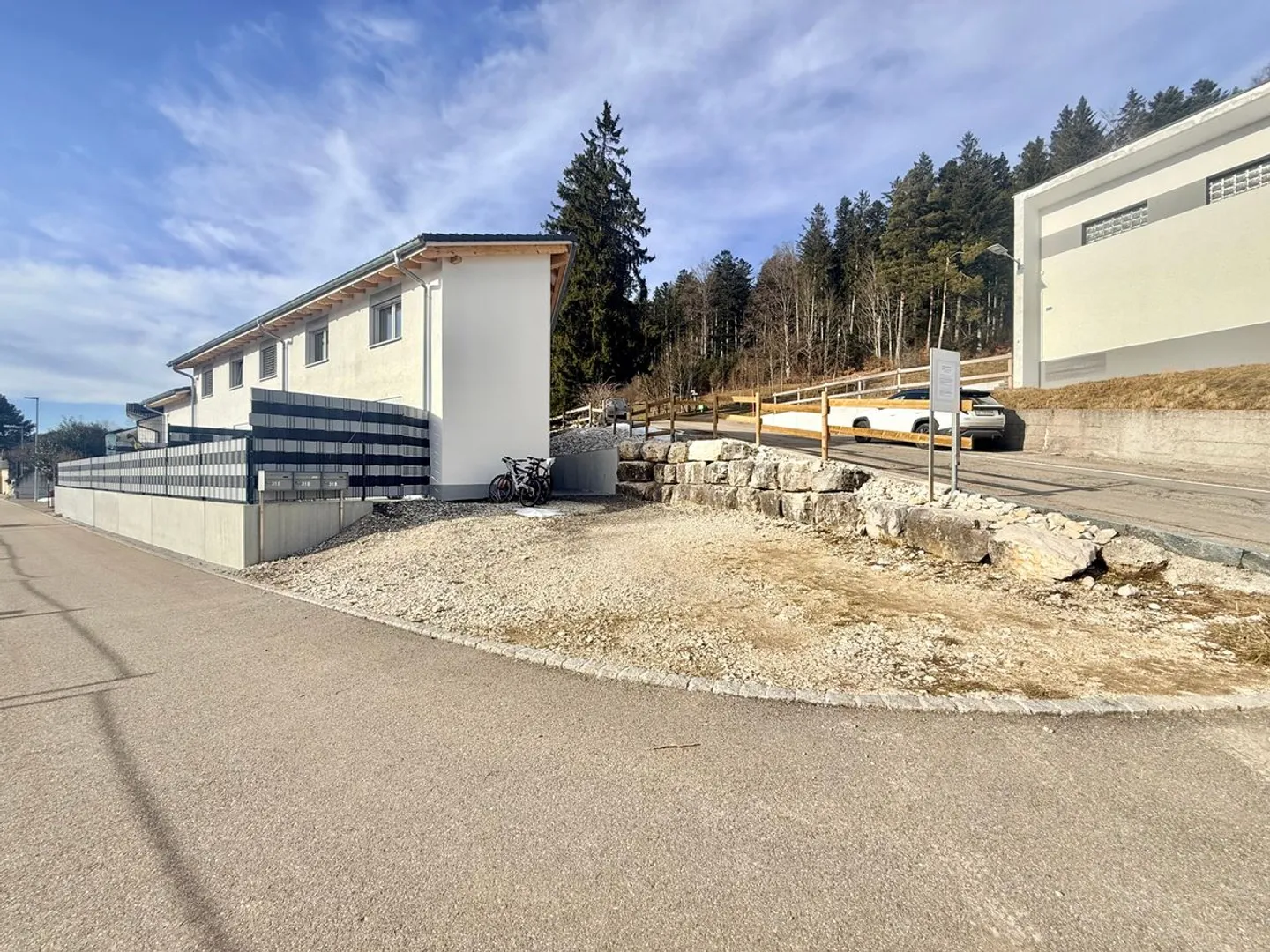 Spazioso appartamento 5.5 con ampia terrazza - Foto 7 di 13