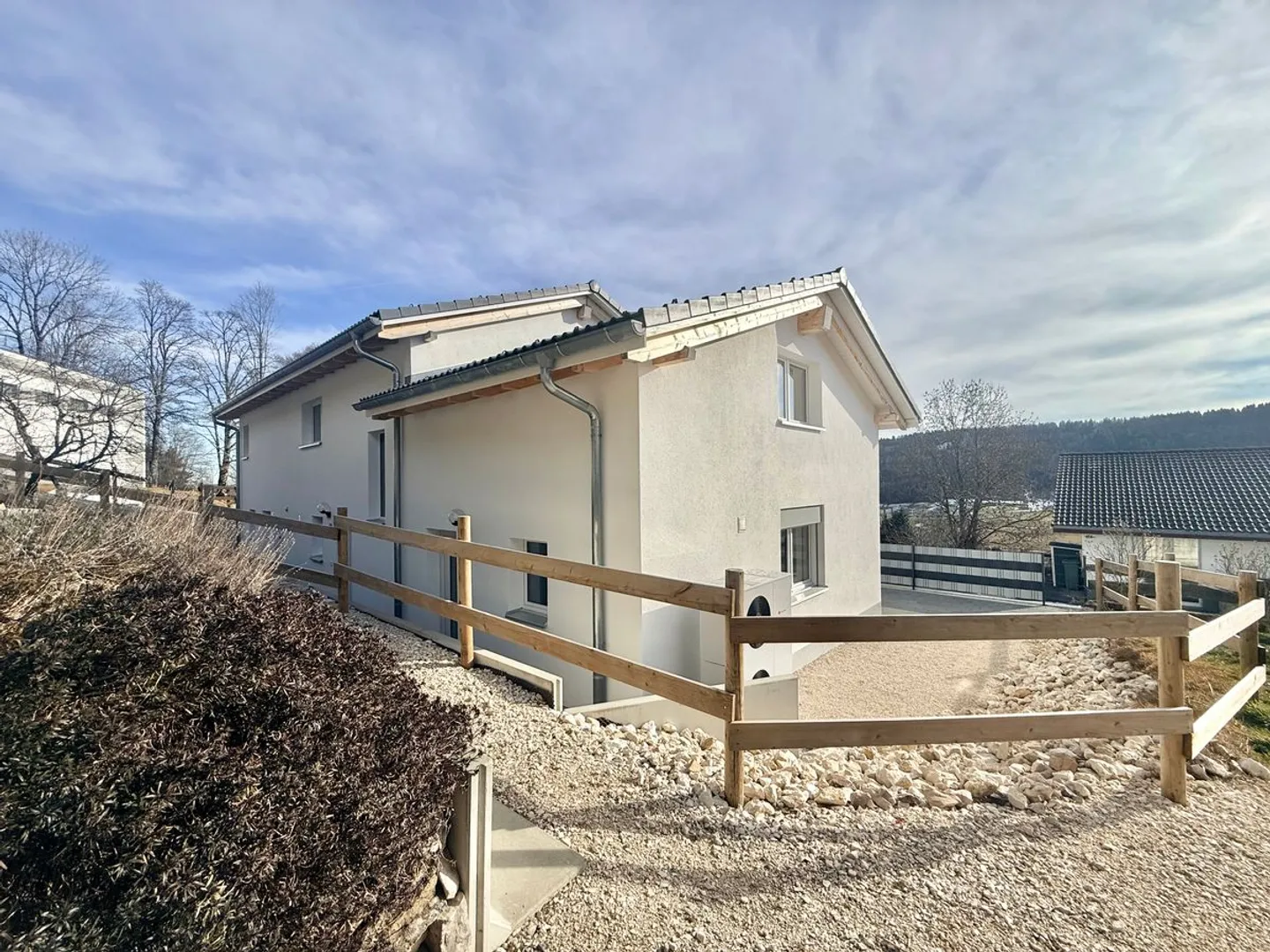 Spazioso appartamento 5.5 con ampia terrazza - Foto 2 di 13