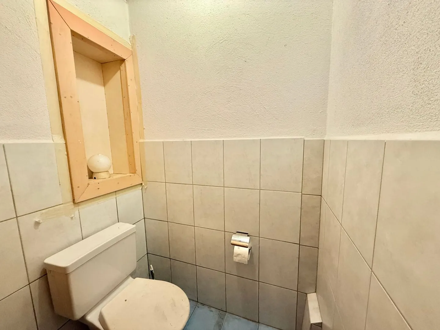 Espace mixte avec appartement 2,5 pièces et atelier - Centre de Tramelan - Photo 6 sur 13