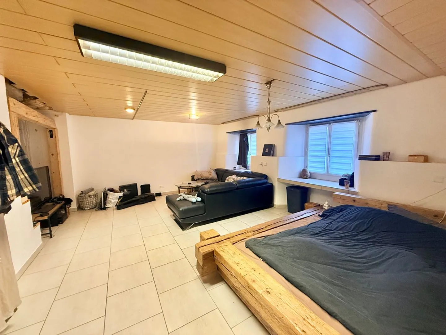 Espace mixte avec appartement 2,5 pièces et atelier - Centre de Tramelan - Photo 4 sur 13