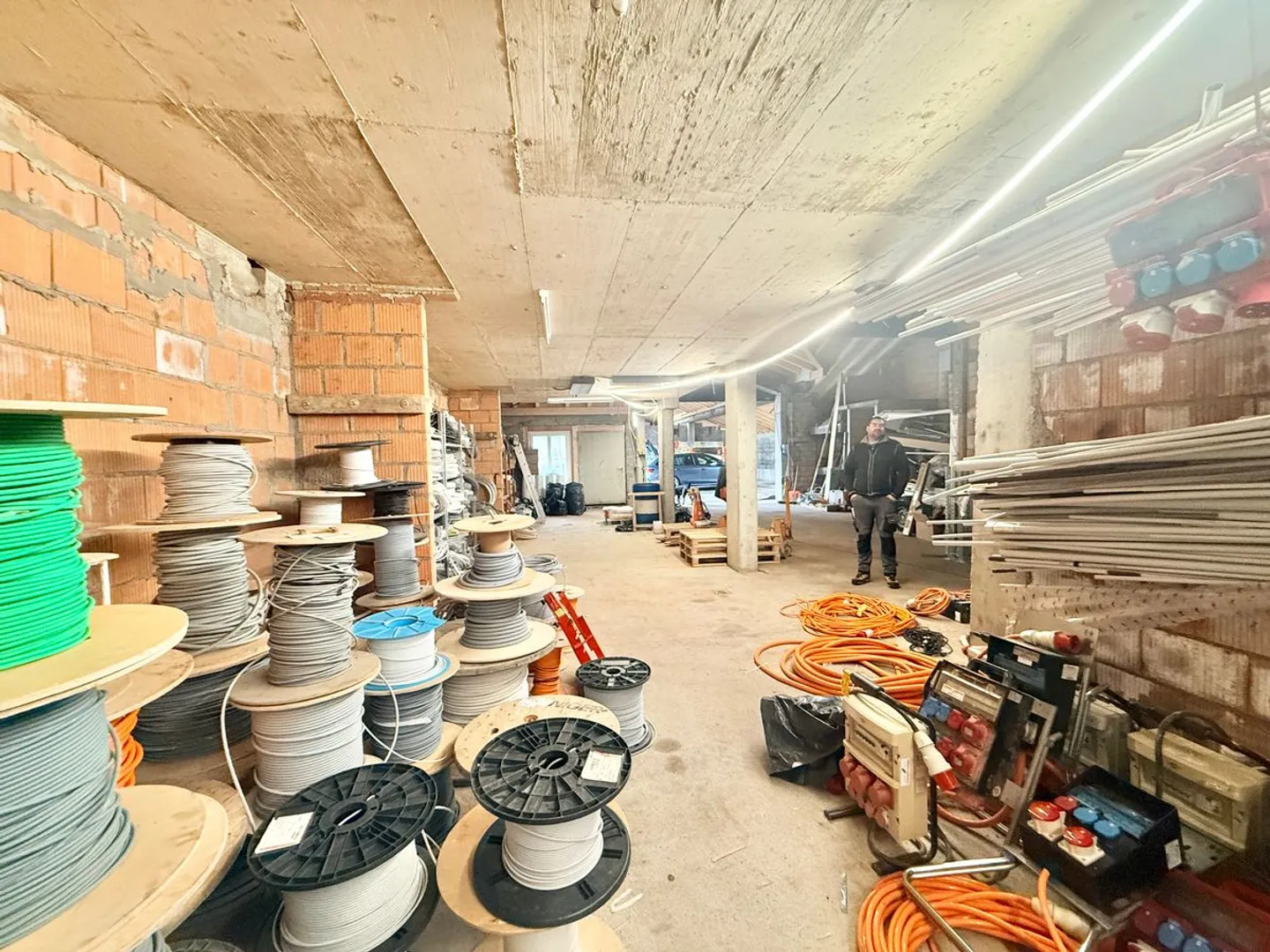 Espace mixte avec appartement 2,5 pièces et atelier - Centre de Tramelan - Photo 12 sur 13