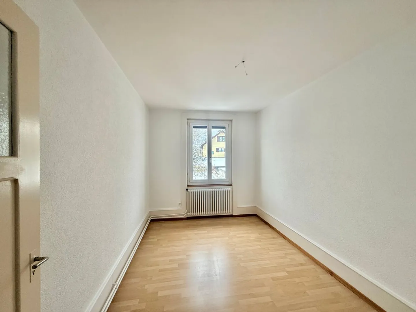 Appartement Charmant avec Terrasse - Photo 12 sur 13