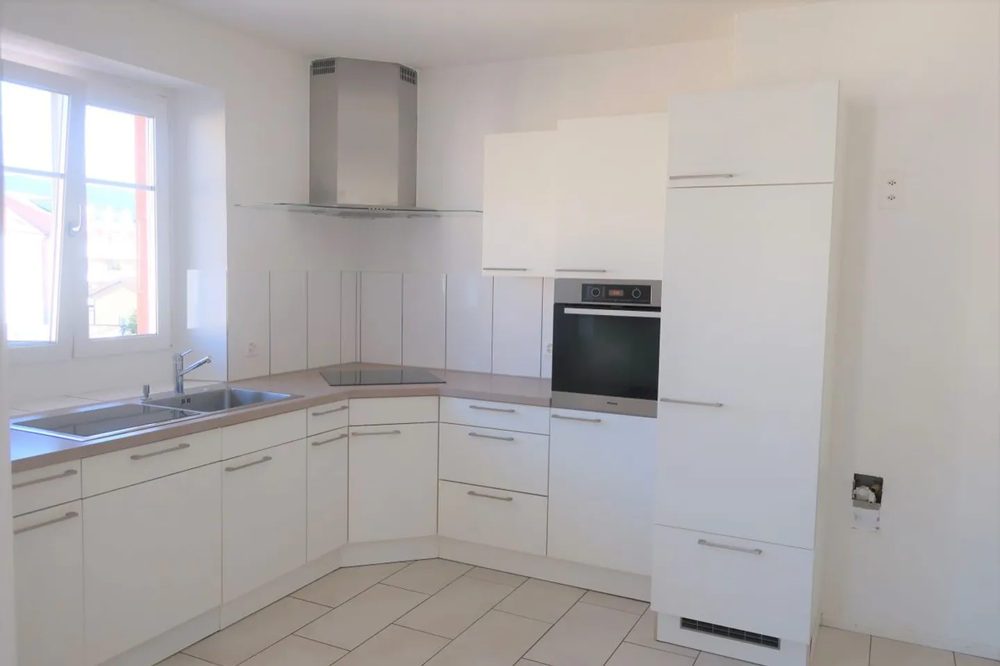 Joli appartement de 4.5 pièces au 3ème étage  - Photo 2 sur 10