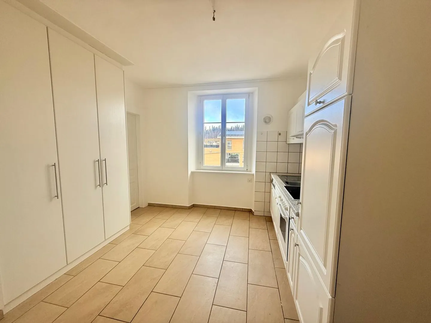 Geräumige 4,5-Zimmer helle Wohnung im Herzen von Saignelégier - Foto 5 von 13