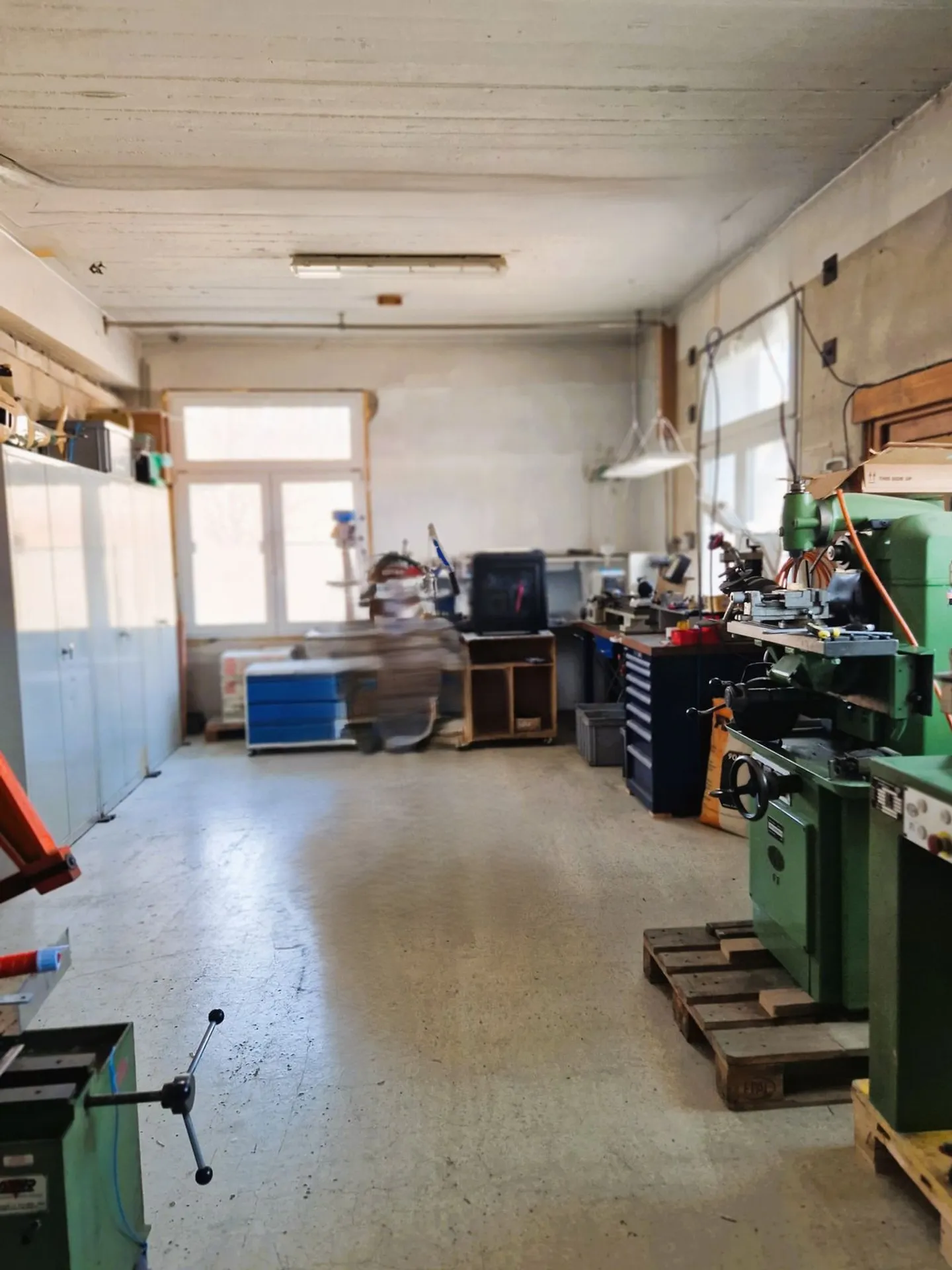 Spazio Commerciale con Visibilità - Foto 8 di 11