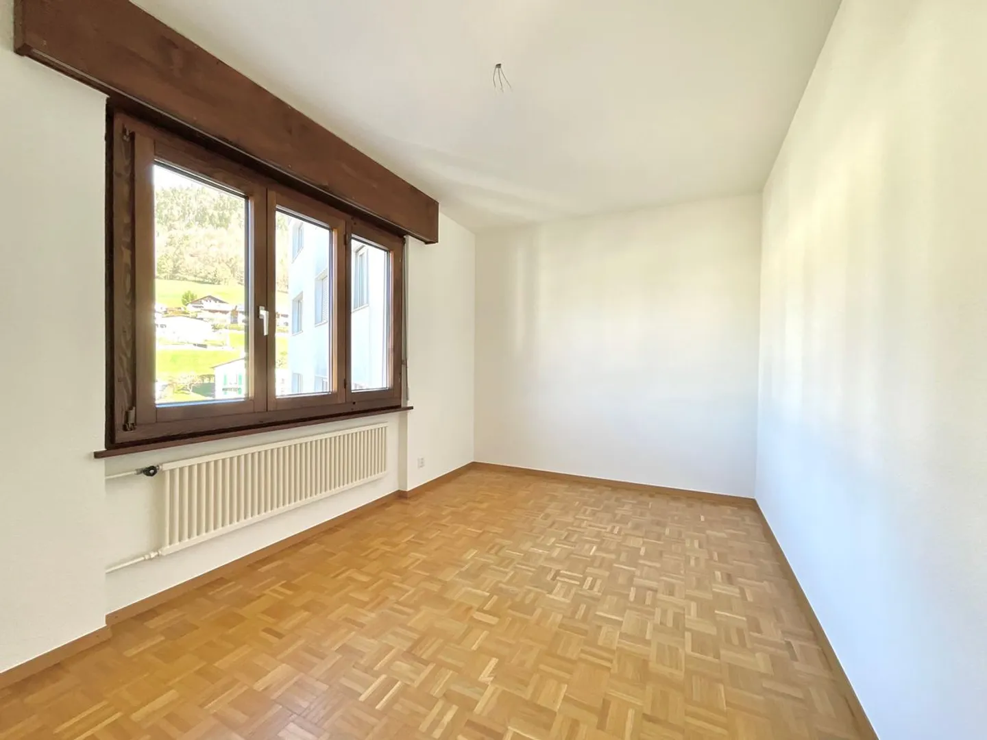 Bellissimo appartamento luminoso di 3,5 locali con balcone - Foto 7 di 7